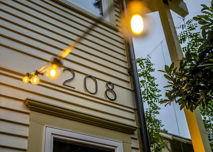 The 208 Guest House